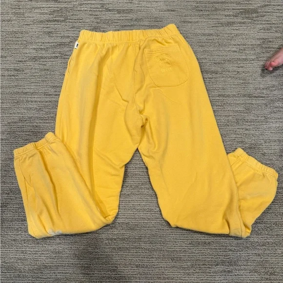 Billabong Sweats with Floral Design - Picture 2 of 4